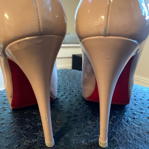 Christian Louboutin Rolando Platform Pump - Picture 4 of 9